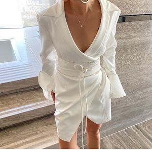 Redpolaris White Satin Mini Wrap Dress 40